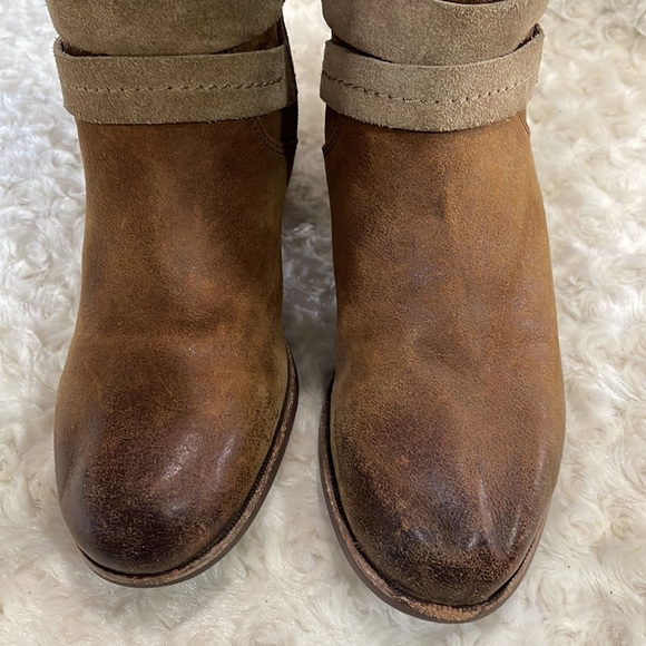 UGG tall boots - Picture 10 of 16